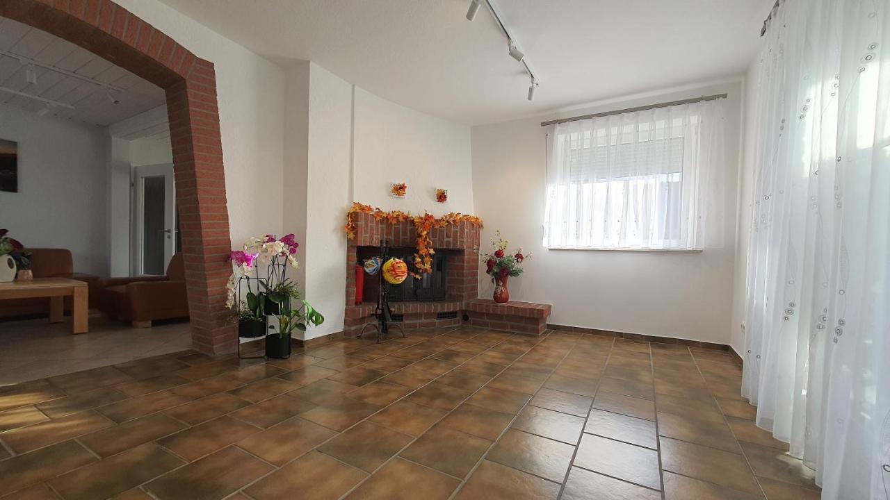 Biệt thự Sakura House *