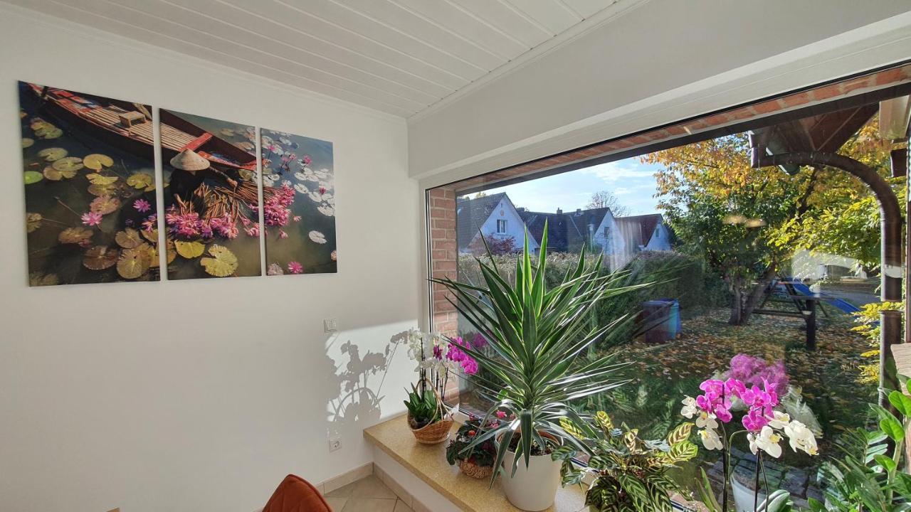 Sakura House *