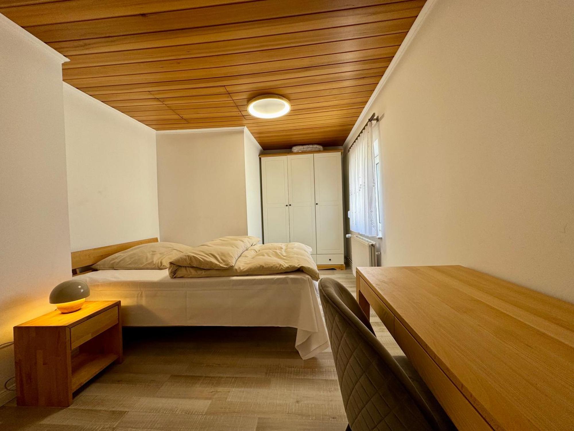 Sakura House